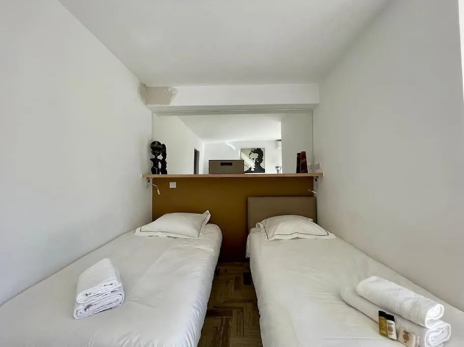 L'Olivier - Croisette Martinez, Studio Sur Cour, Plage 1 Min Cannes 0*,  Frankrijk